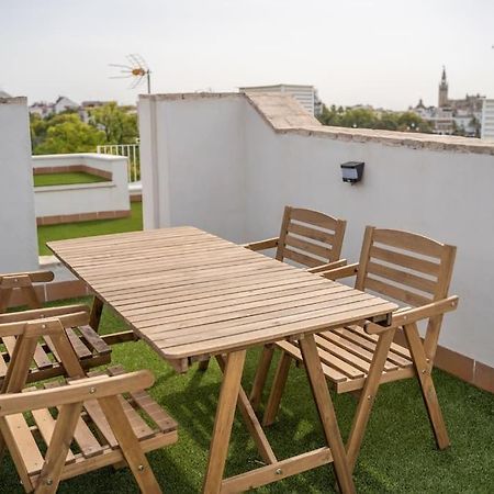 Optimus Corazon De Triana Apartment Seville Exterior photo