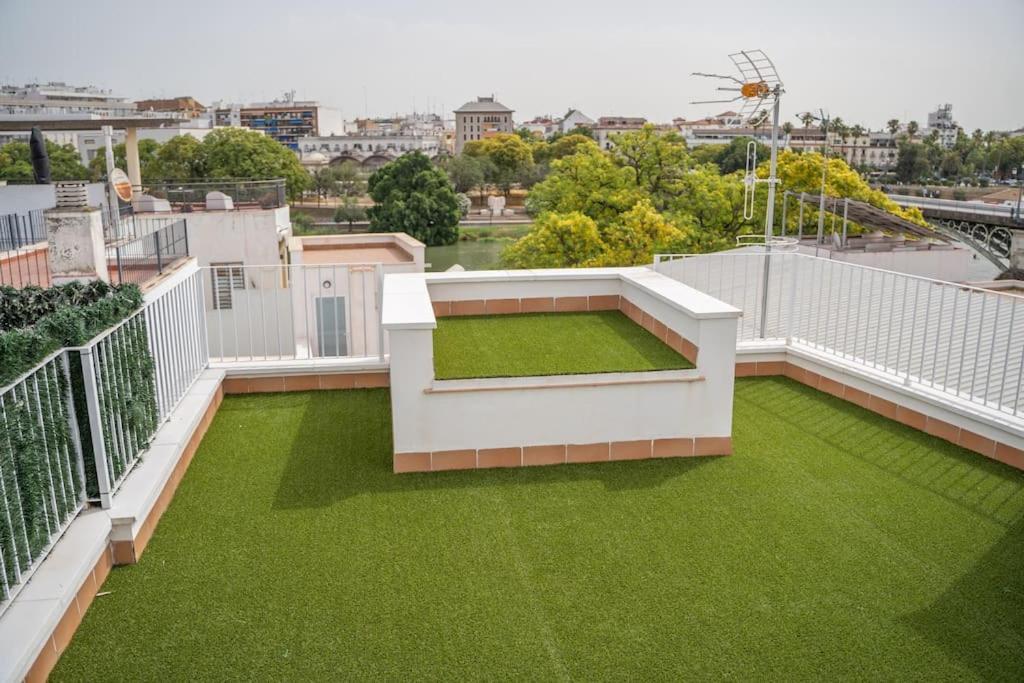 Optimus Corazon De Triana Apartment Seville Exterior photo