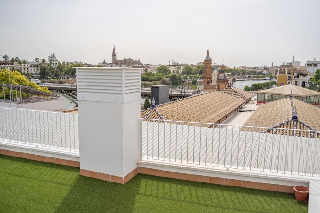 Optimus Corazon De Triana Apartment Seville Exterior photo