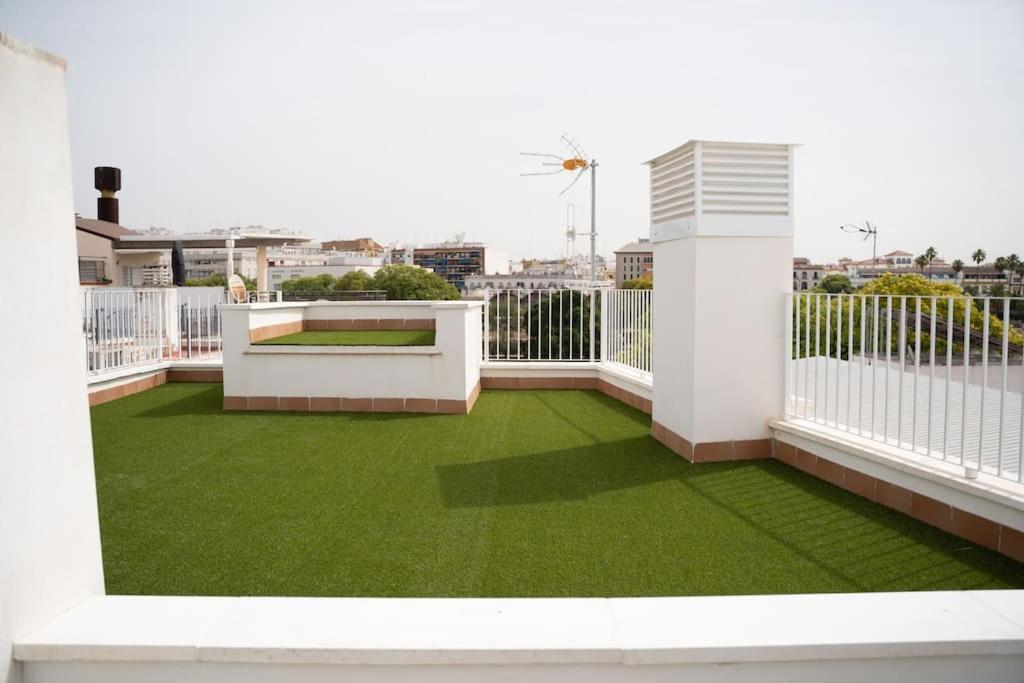 Optimus Corazon De Triana Apartment Seville Exterior photo
